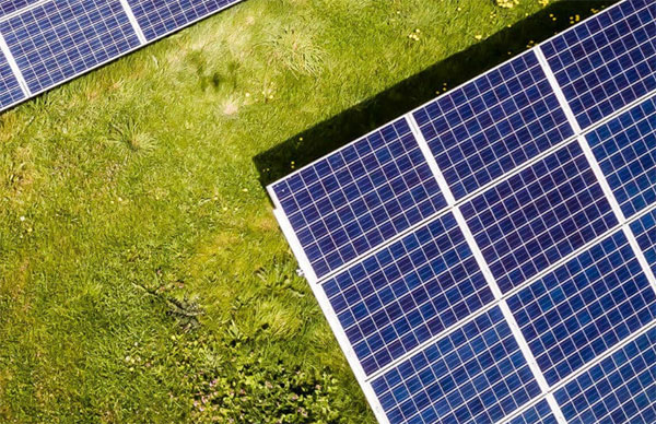 太陽能電池的結(jié)構(gòu)及各組件功能是什么？