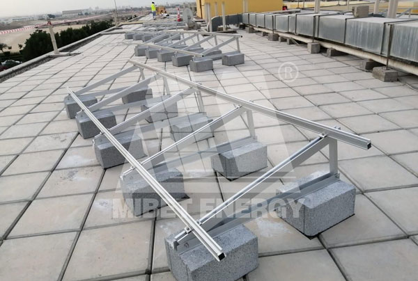 太陽能鋁合金支架有什么特點(diǎn)？