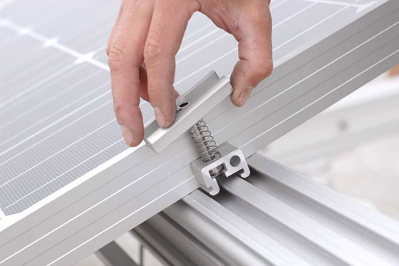 鋁合金光伏支架與鋼支架之間如何選擇？