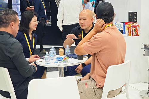 超越無限！邁貝特亮相澳洲展，促進(jìn)可再生能源發(fā)展