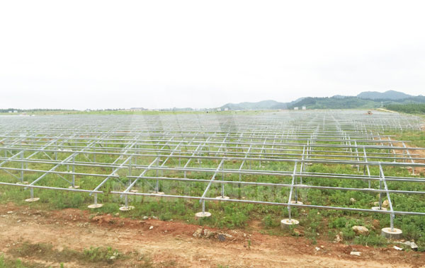 地面光伏支架施工的形式及特點(diǎn)